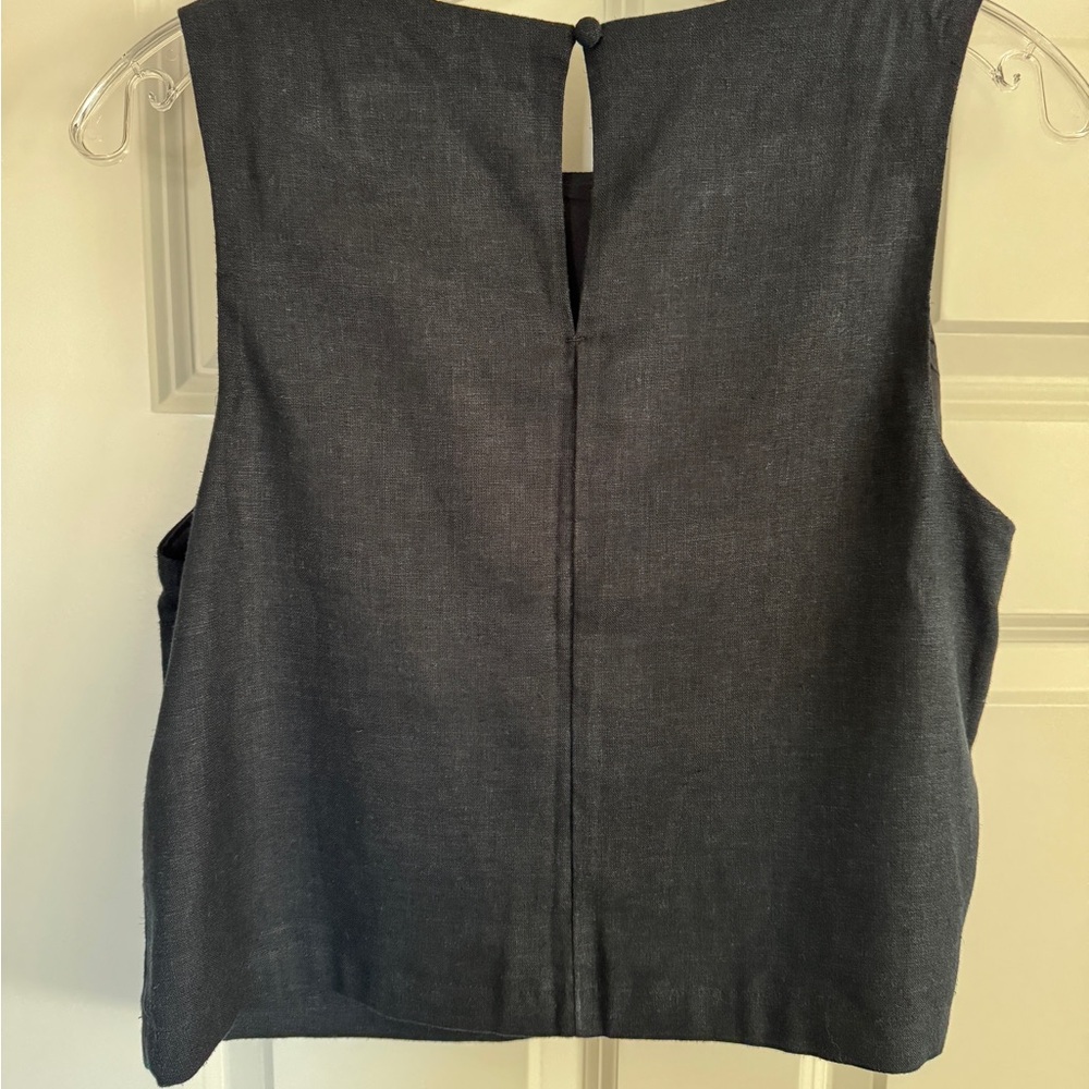 Abercrombie & Fitch Linen blend top, NWT, Black, Size M, slight crop fit, lined - Picture 5 of 6